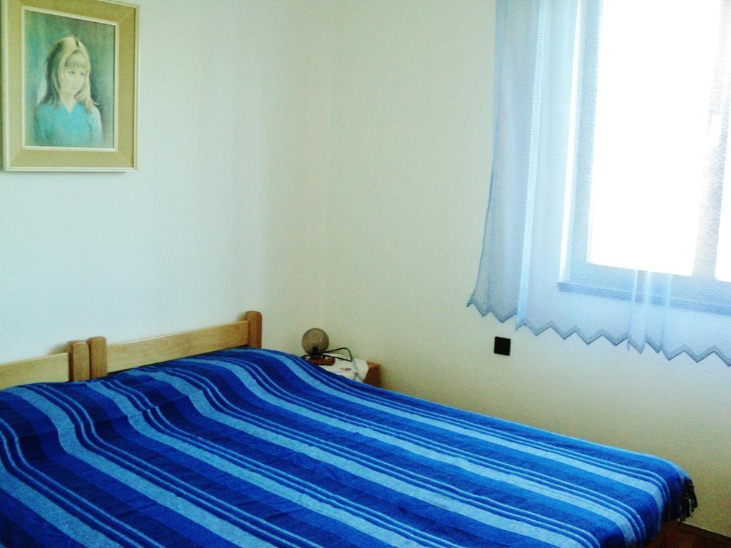קרק Apartments Nevenka מראה חיצוני תמונה